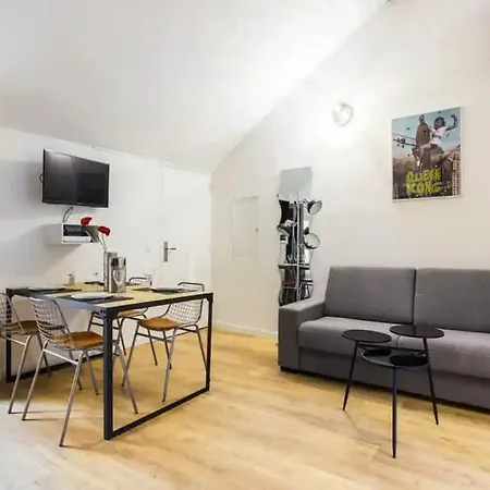 Grands Boulevard 5d * Paris