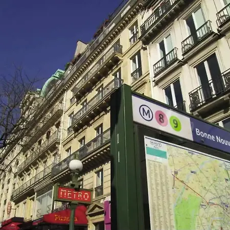 Grands Boulevard 5d * Paris